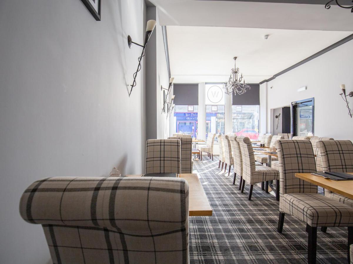 The Ben Mhor Hotel, Bar & Restaurant Grantown-on-Spey Extérieur photo